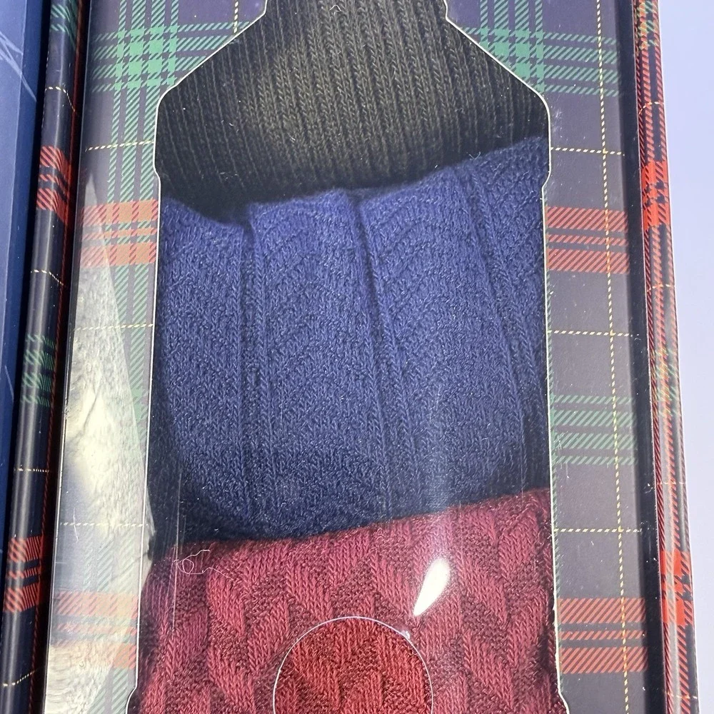 Whiskey Socks 3 Pairs Men's Crew Socks Size 8-12 NIB Black Blue Red‎ New